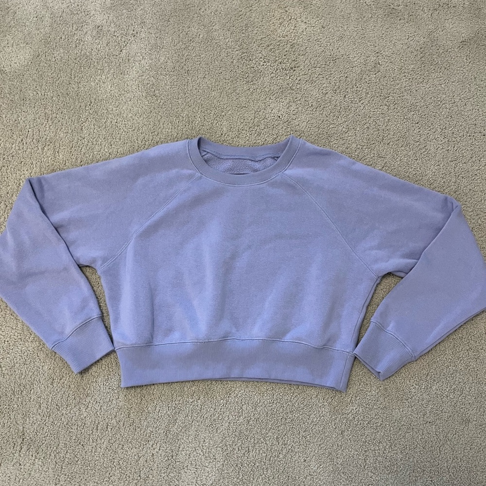 Katie J NYC Light Purple Crew Neck Sweatshirt
WORN ONCE